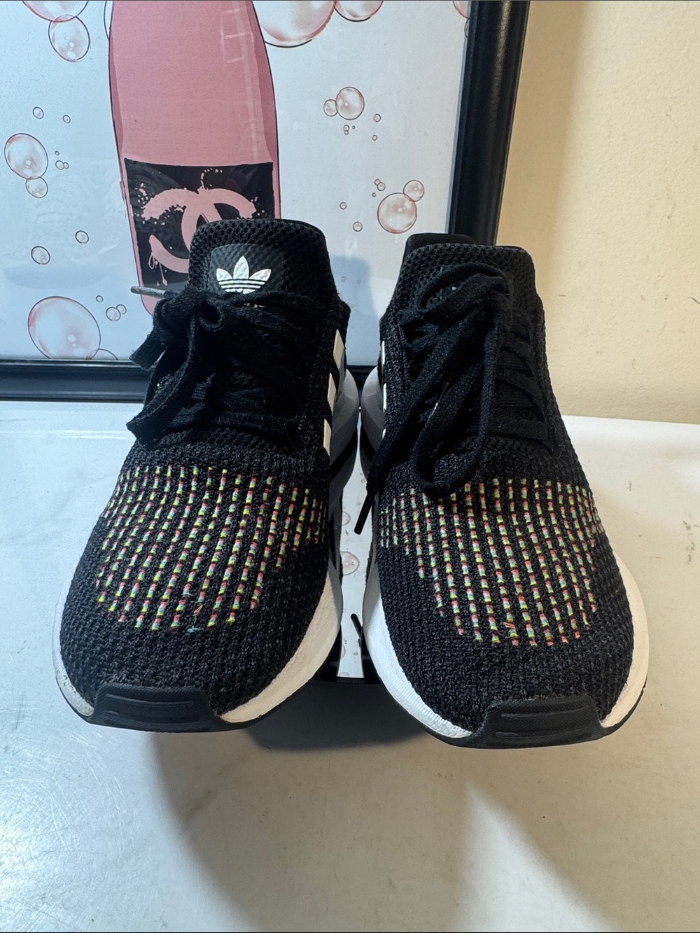 adidas Swift Run Black/Rainbow Sneakers - Women’s Size 7.5 - Picture 3 of 11